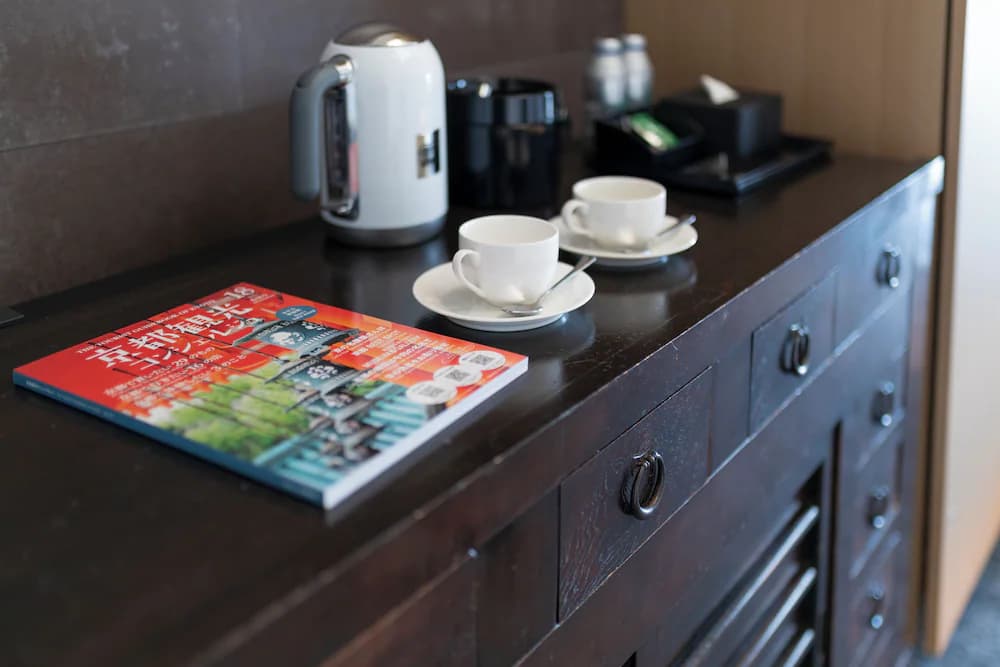 Room amenity