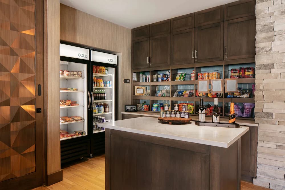Snack bar