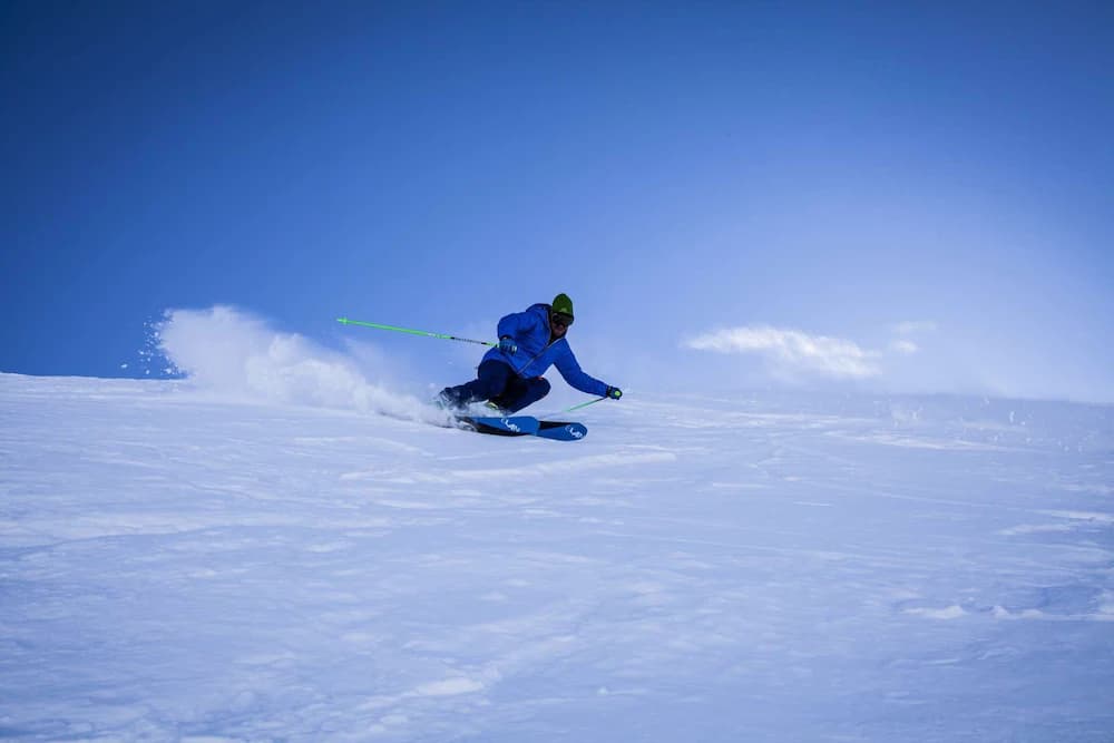 Snow and ski sports