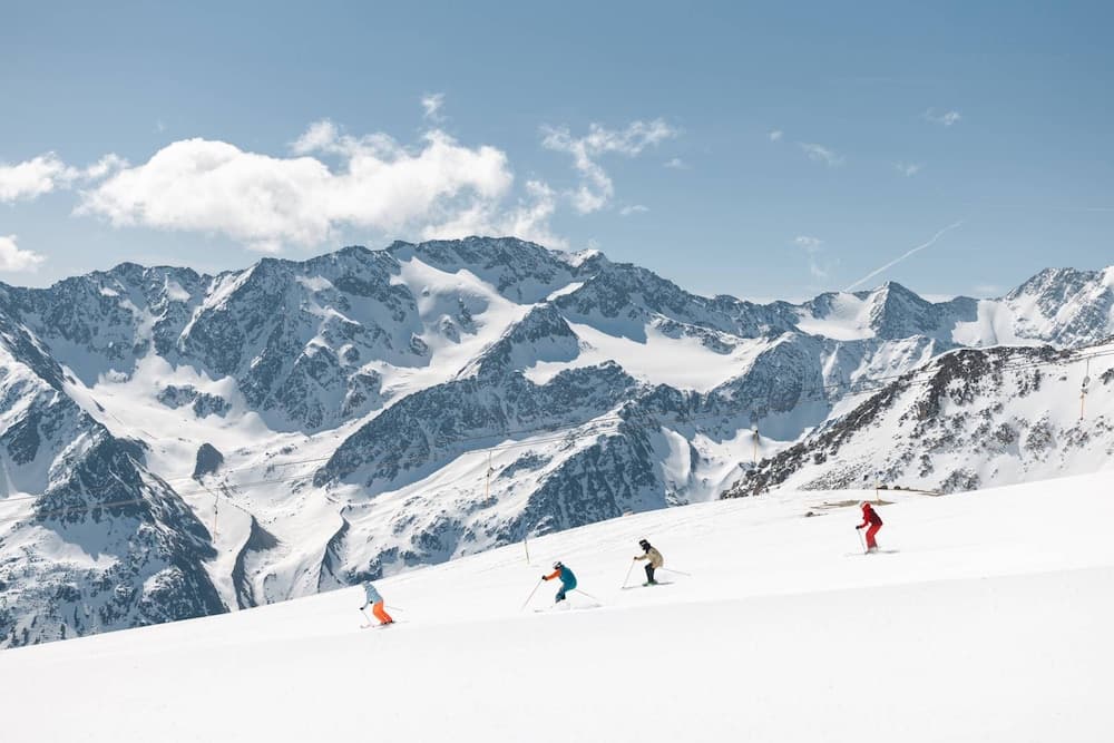 Snow and ski sports