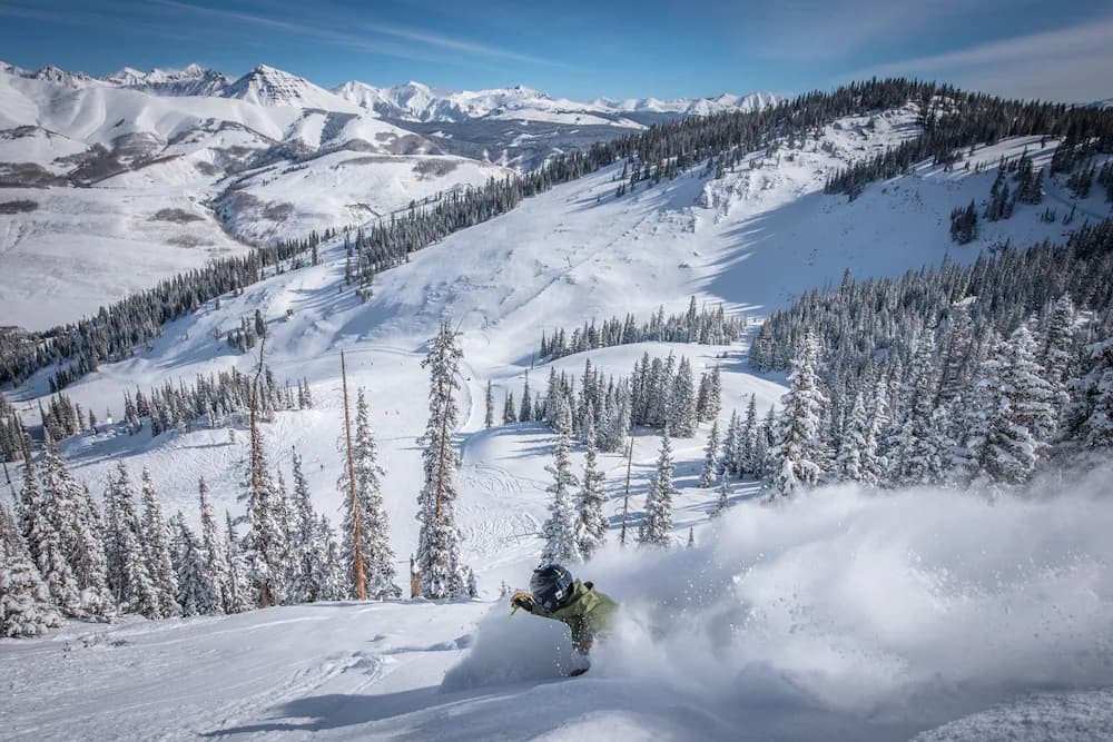 Snow and ski sports