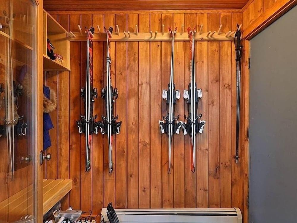 Skiing