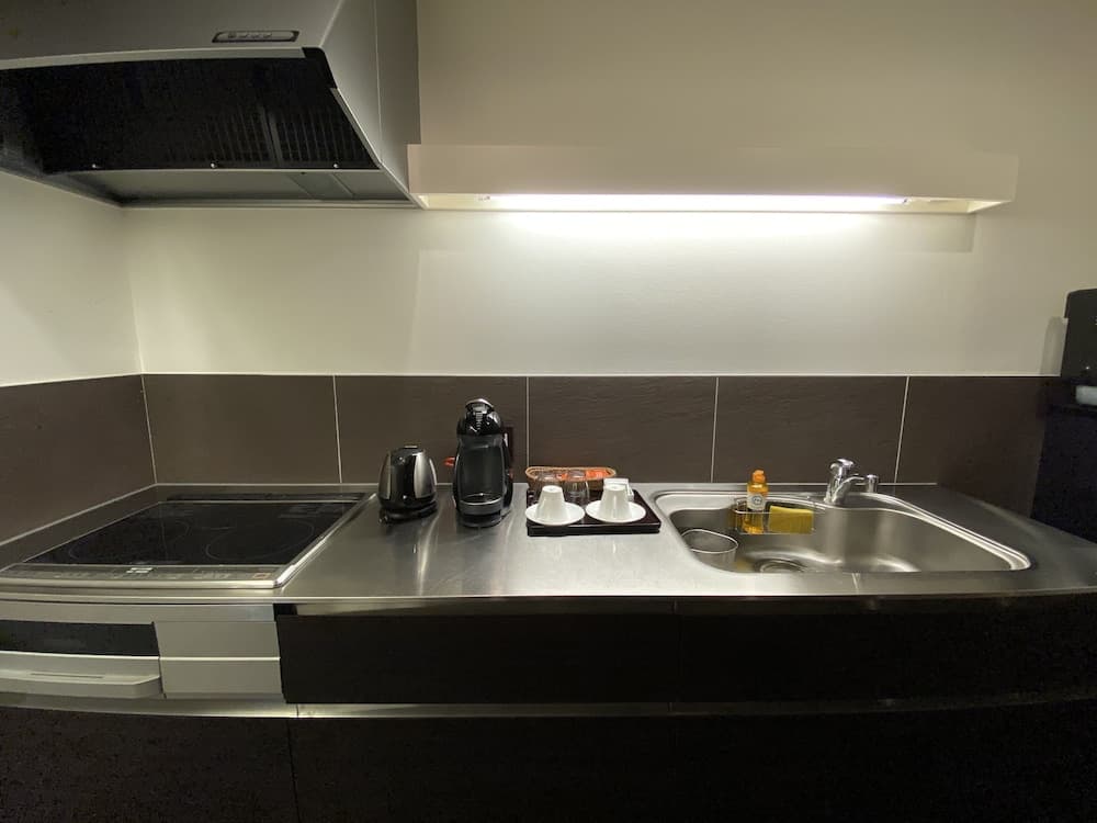 Private kitchenette