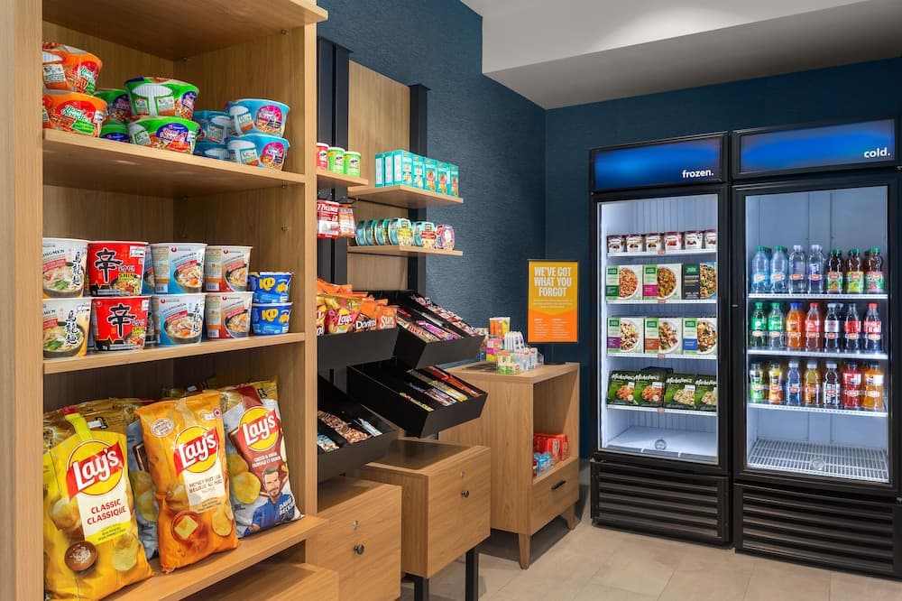 Snack bar