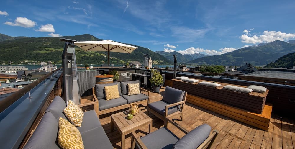 Sundeck