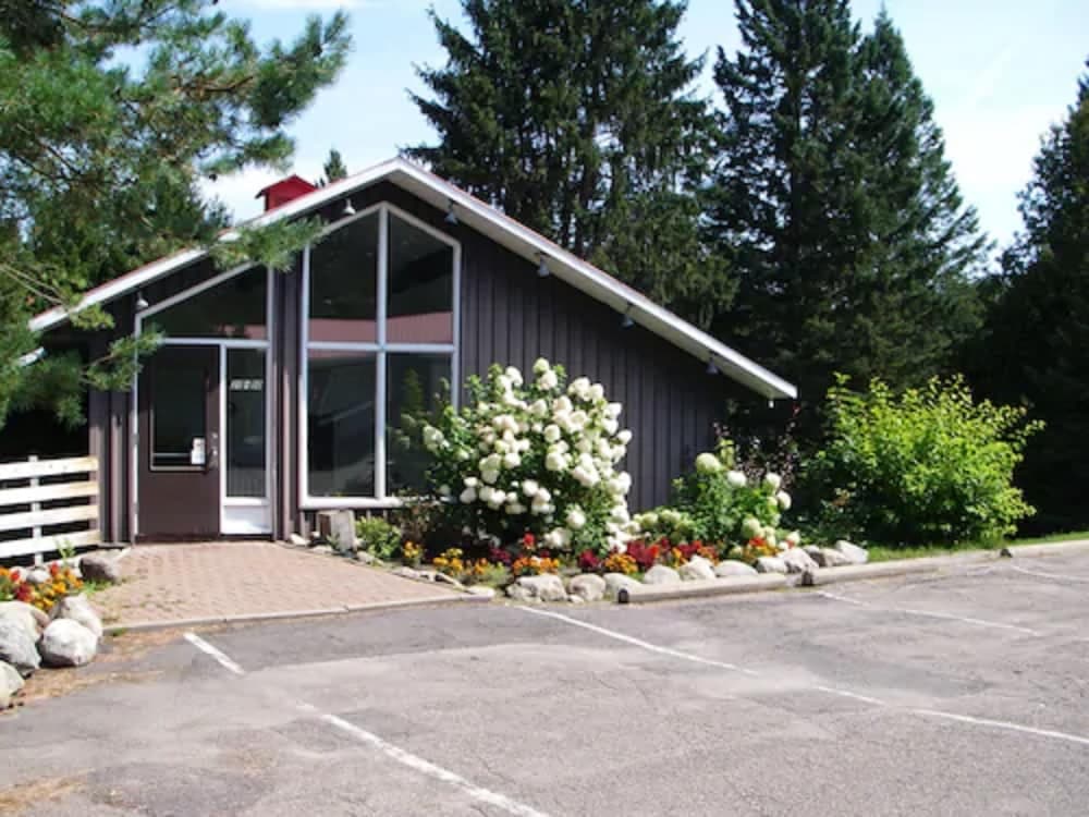 Primary image