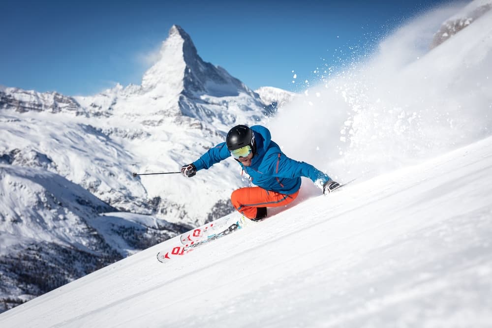Snow and ski sports