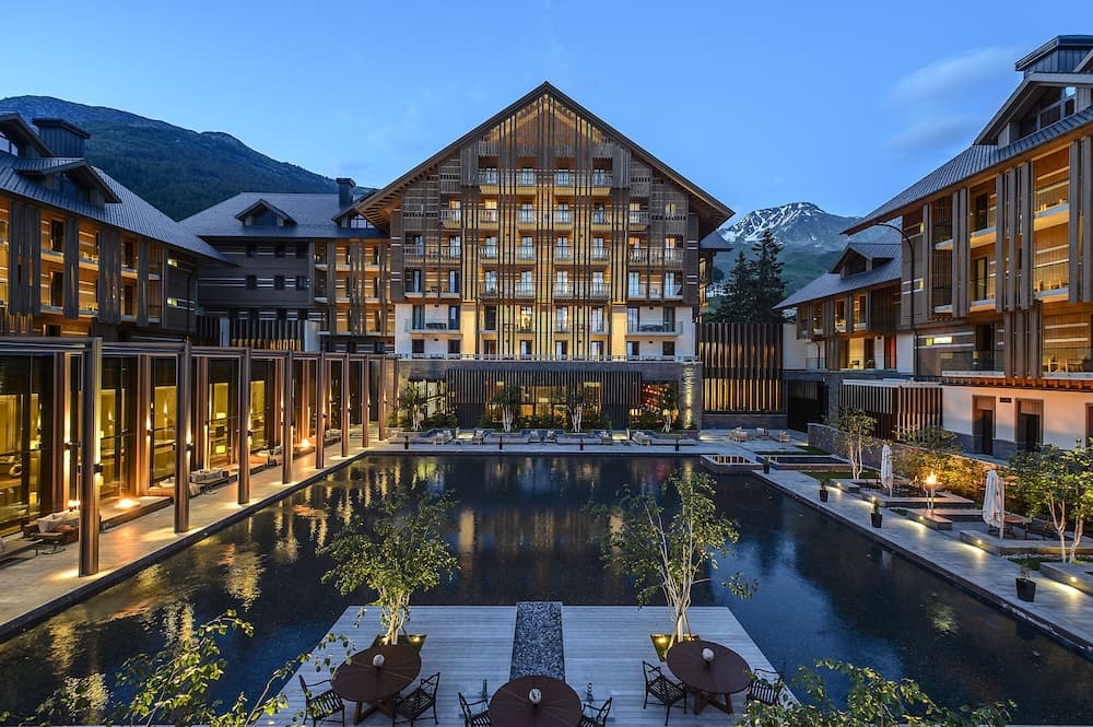 Front of property - evening/night