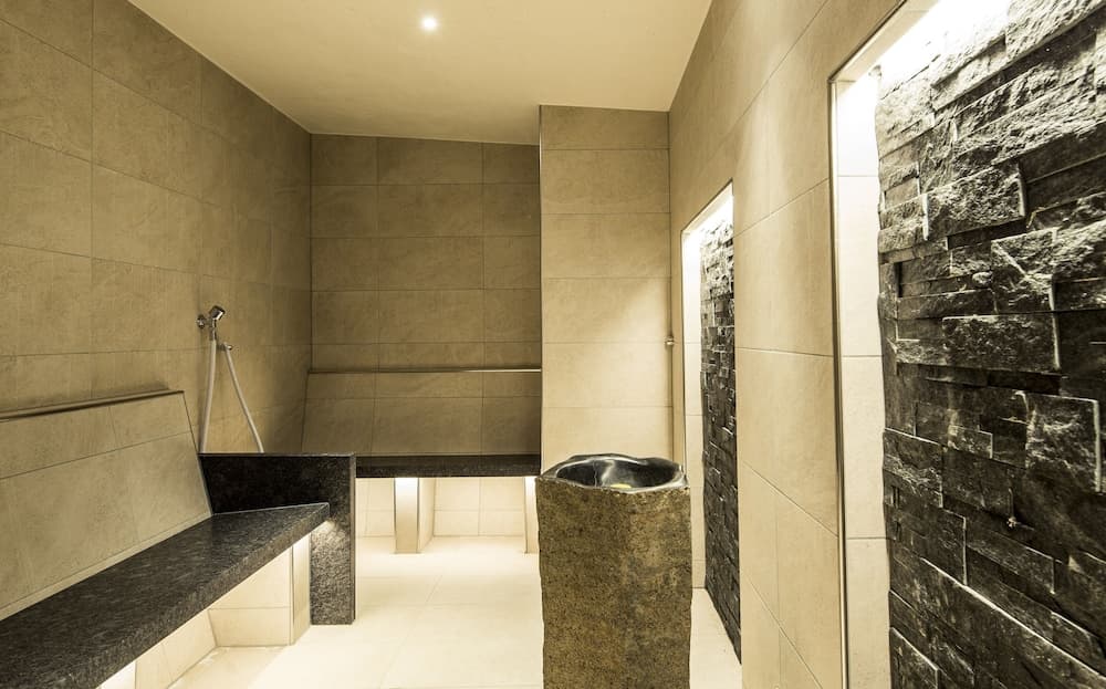 Steam room