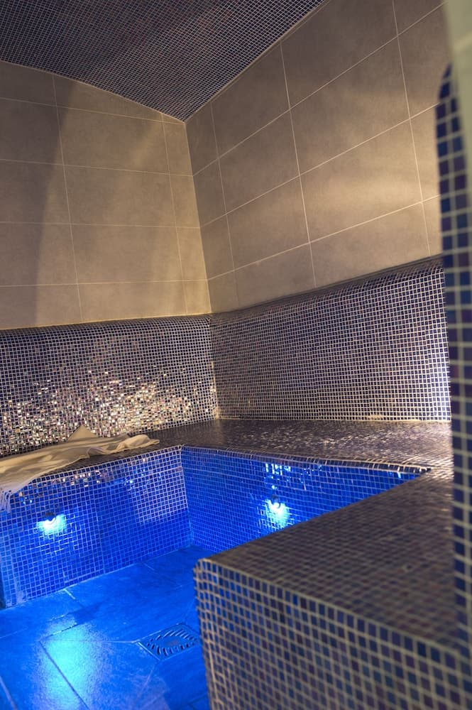 Steam room