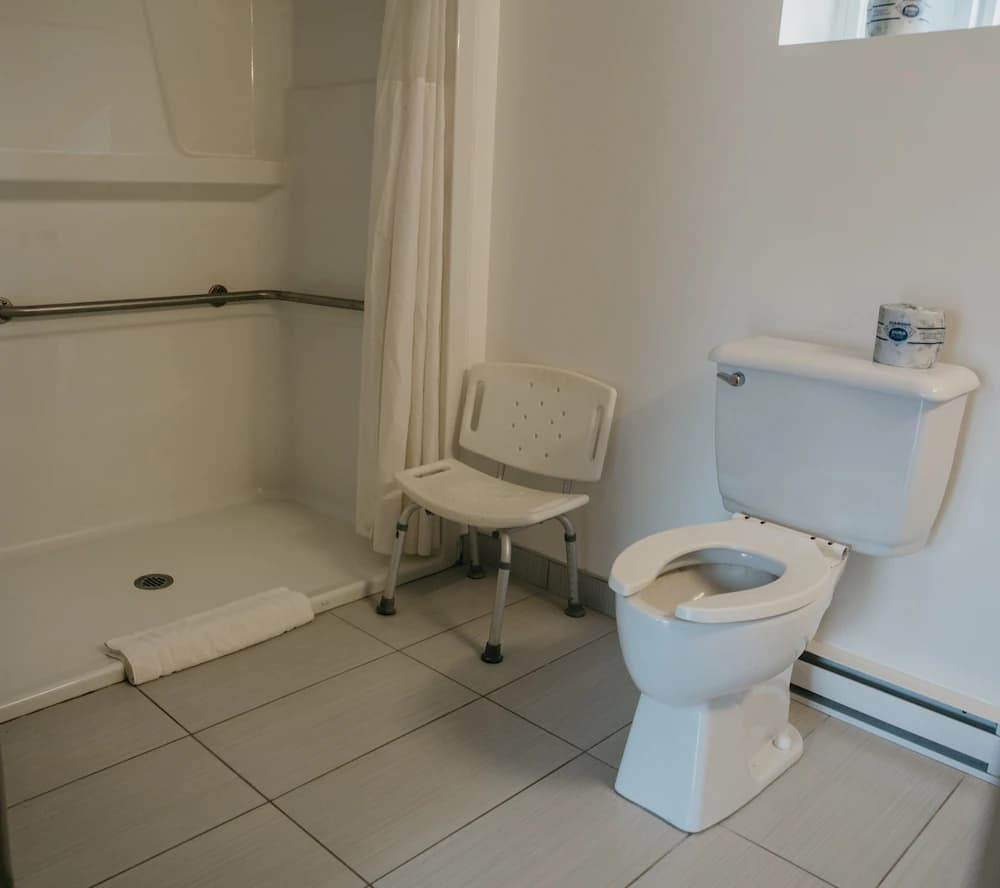 Bathroom amenities