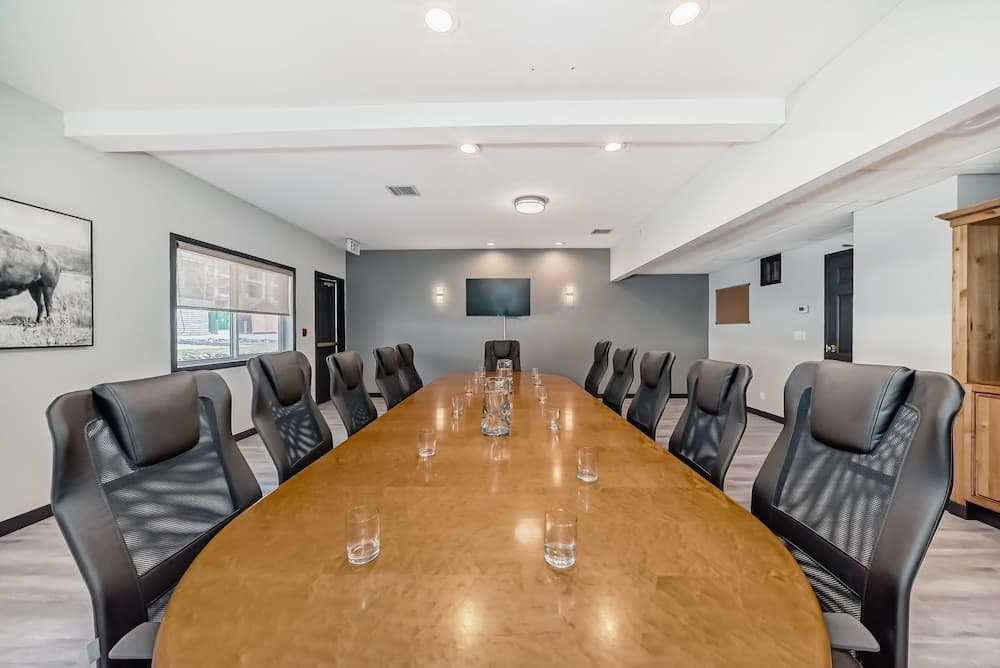 Meeting facility
