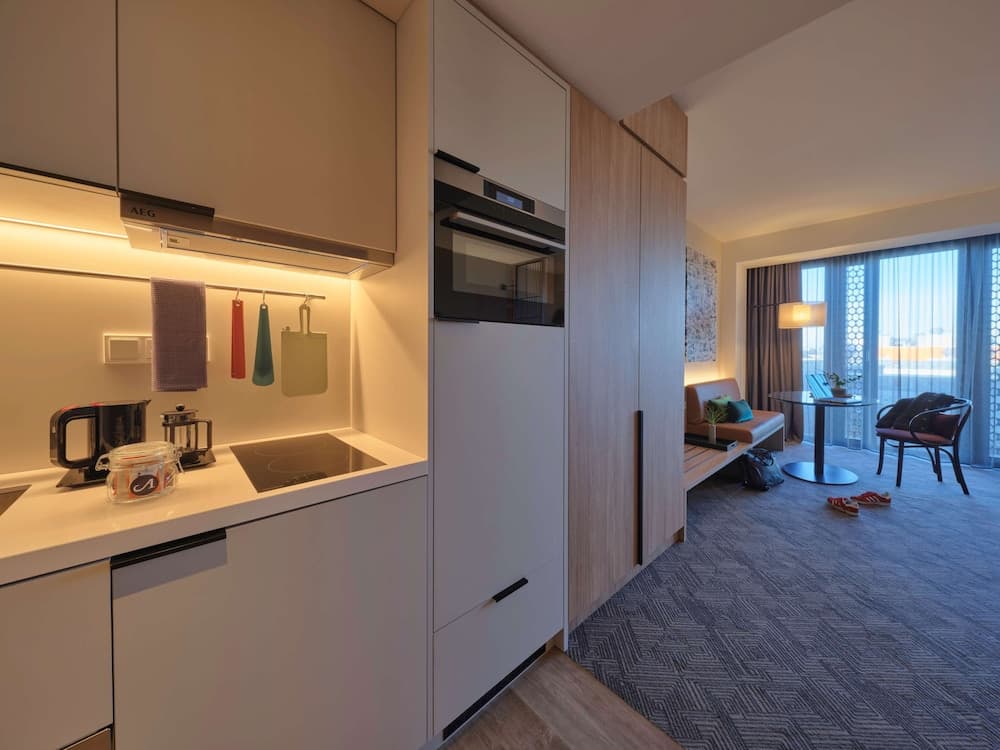 Private kitchenette