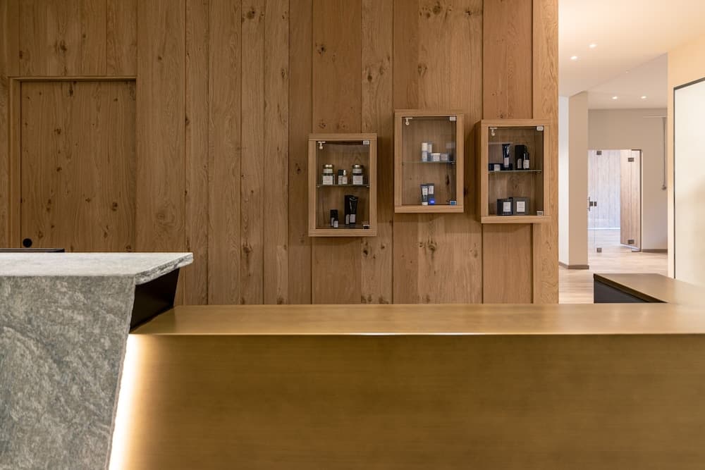 Spa reception