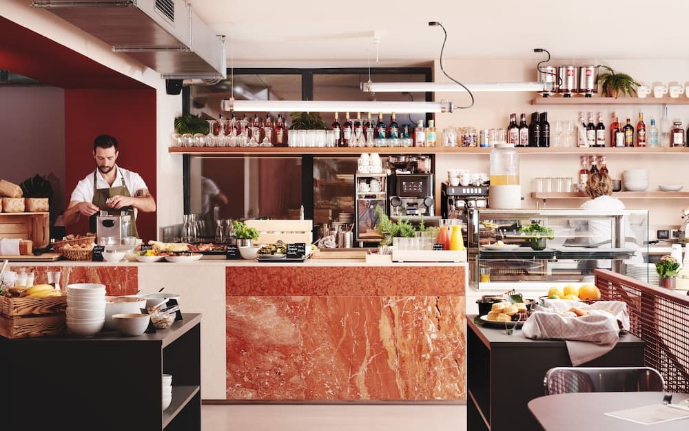 Breakfast area