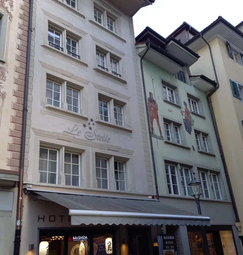 Primary image