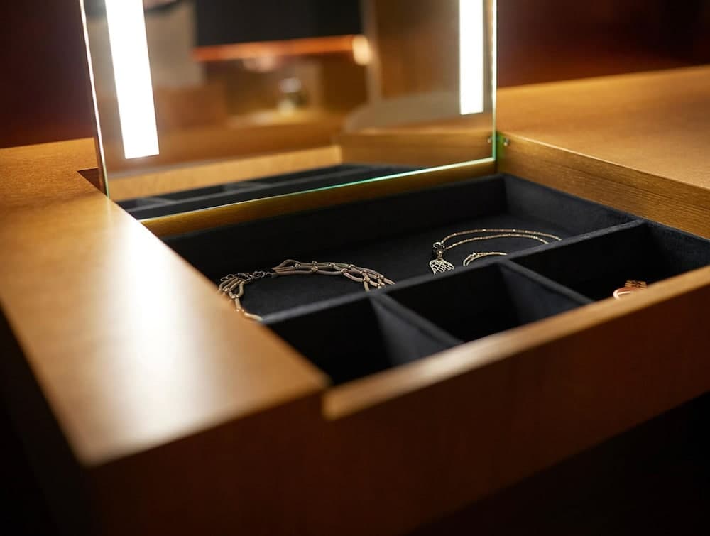 Room amenity