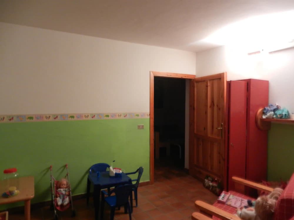 Children's play area - indoor