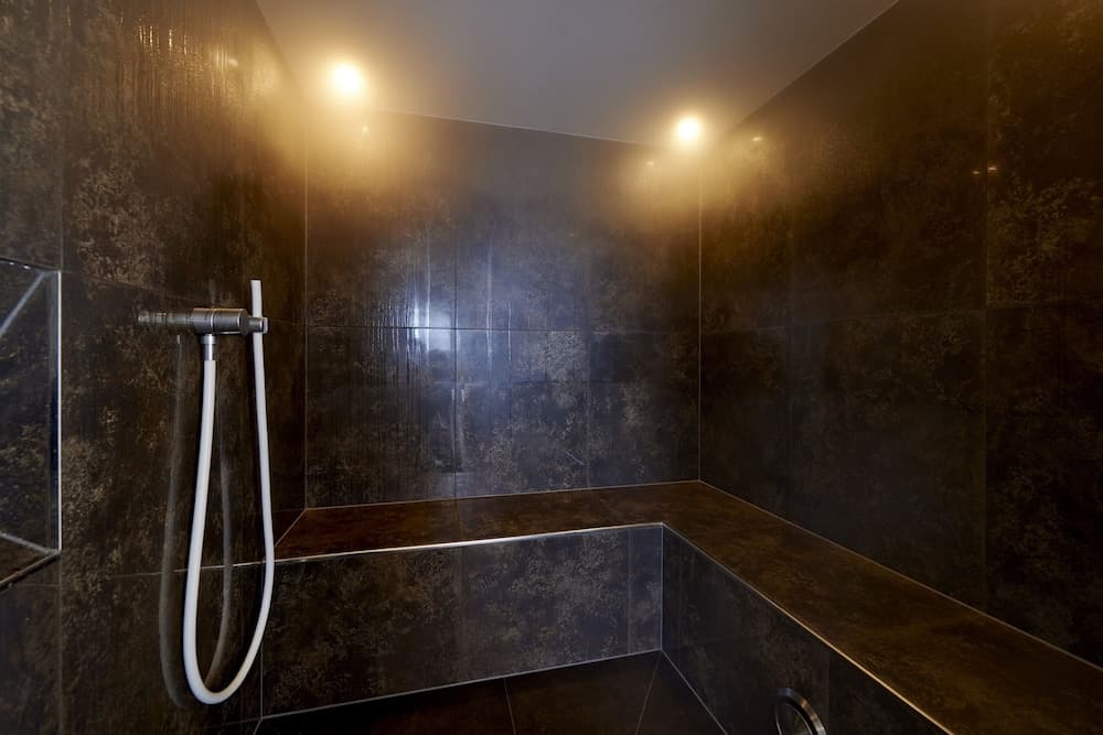 Steam room