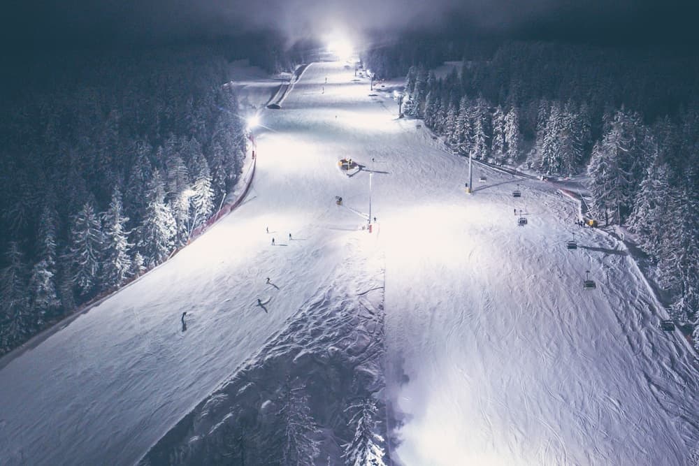 Snow and ski sports
