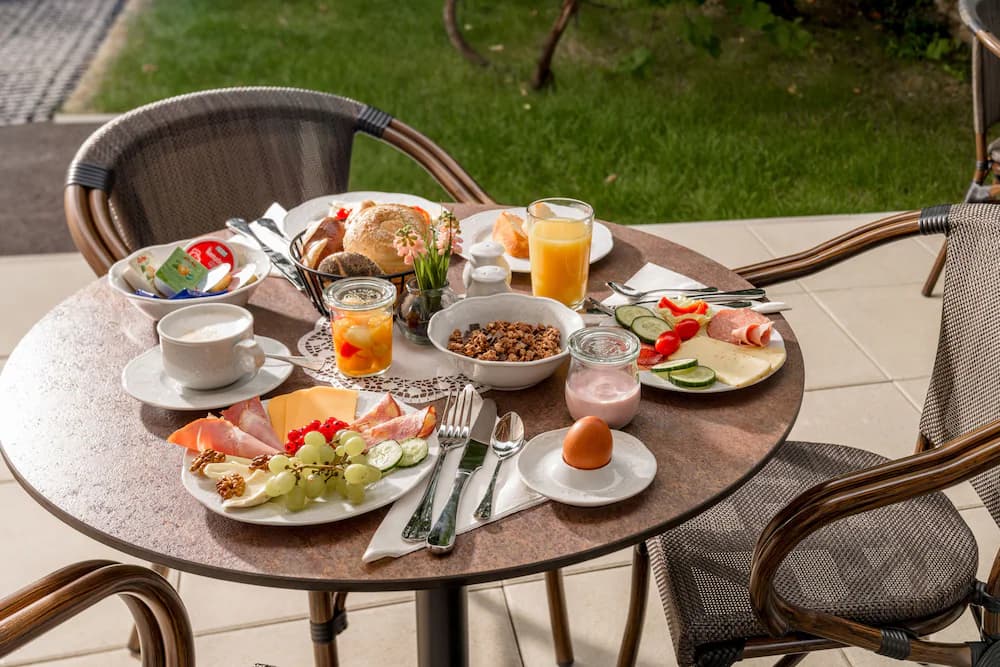 Breakfast buffet