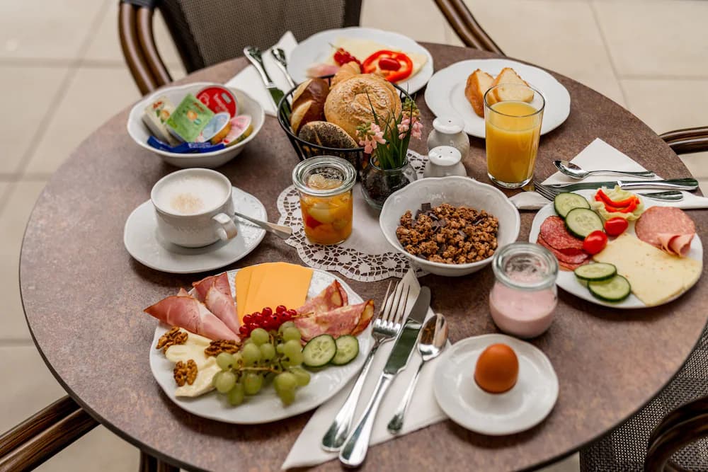 Breakfast buffet