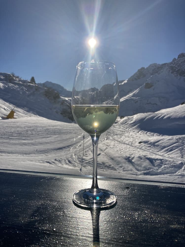 Snow and ski sports