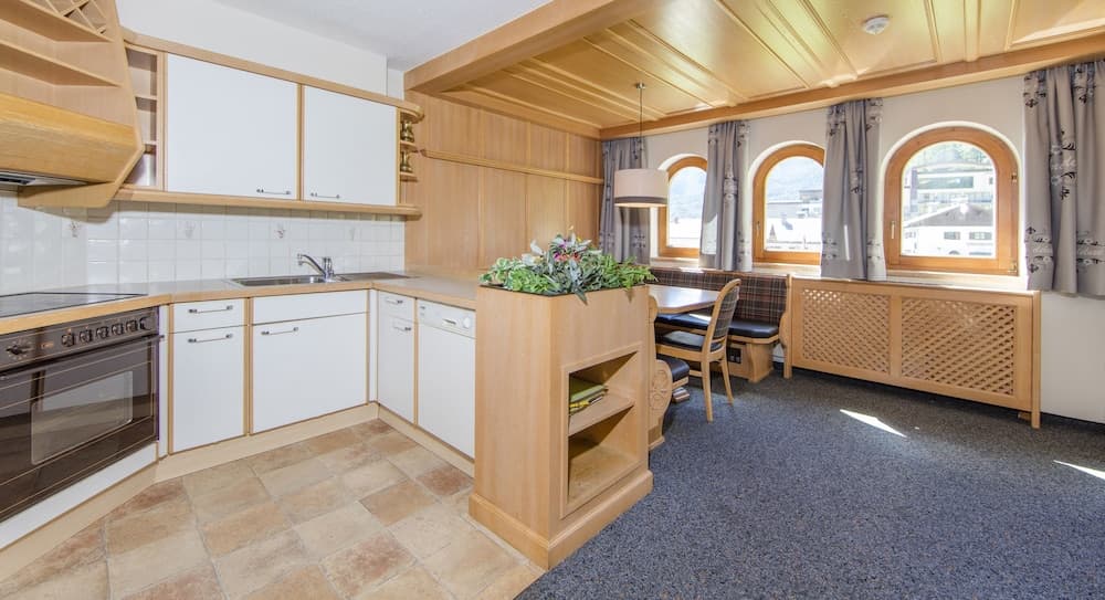 Private kitchenette