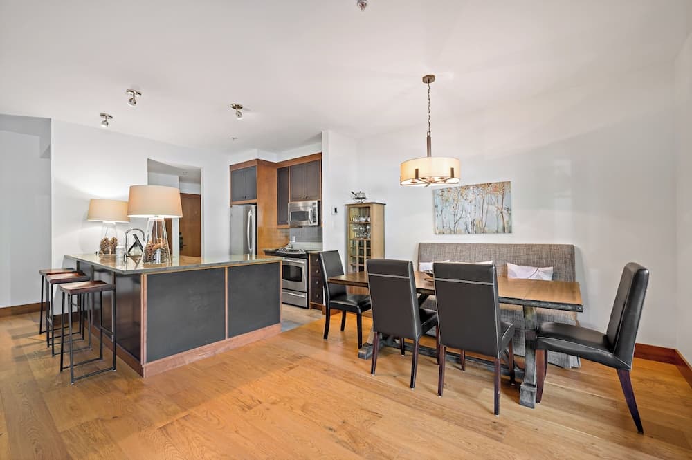 In-room dining