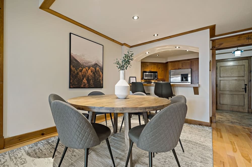 In-room dining