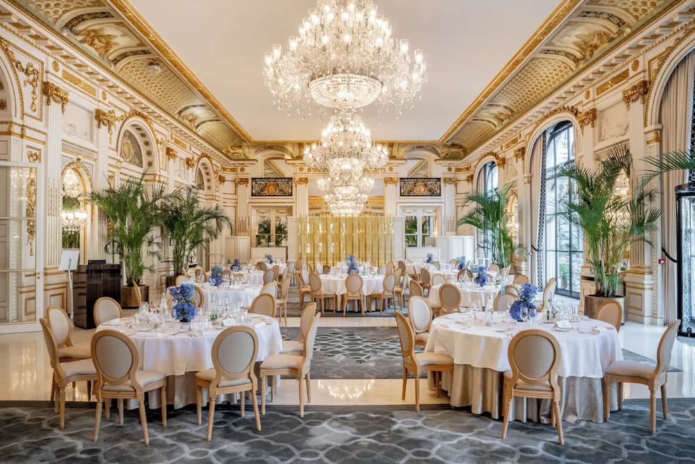 Banquet hall