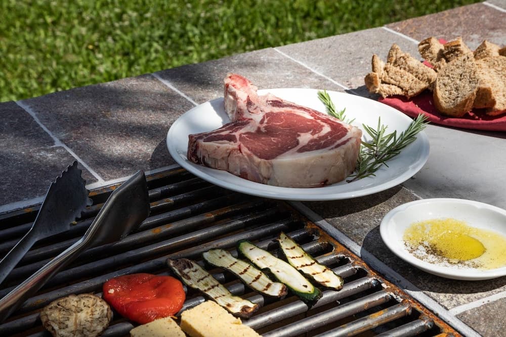 BBQ/picnic area
