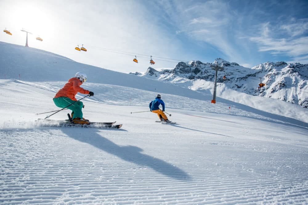 Snow and ski sports