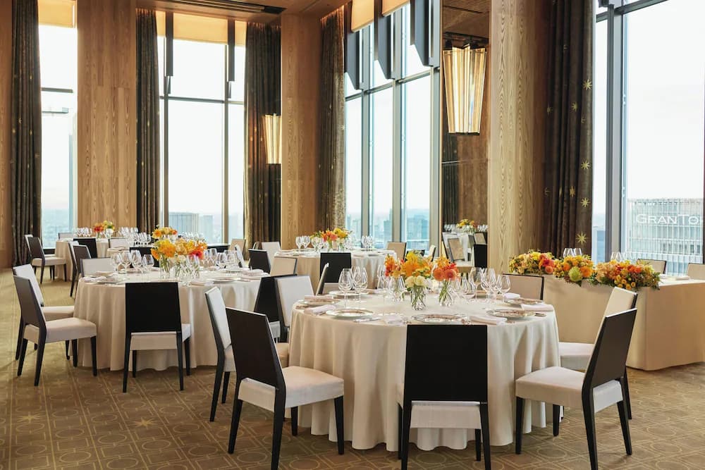 Banquet hall
