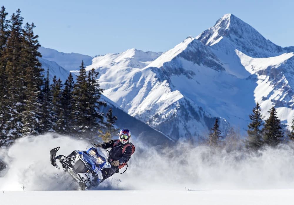 Snow and ski sports
