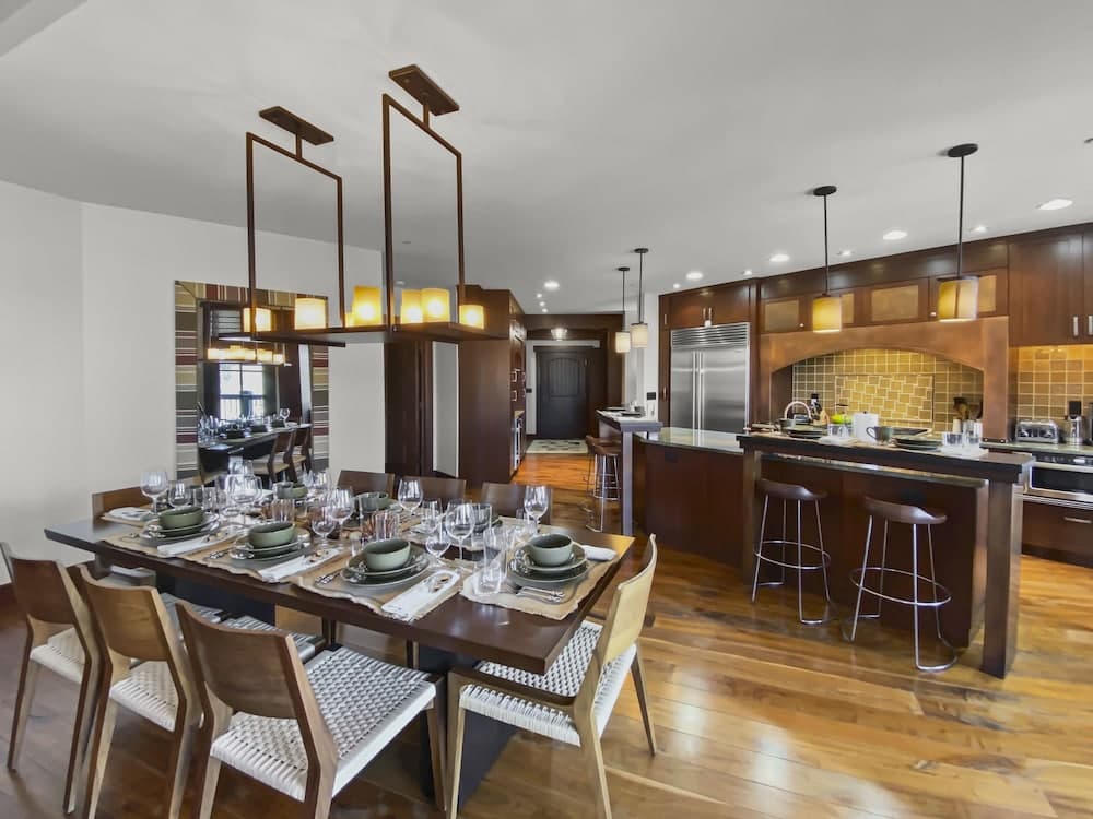 In-room dining