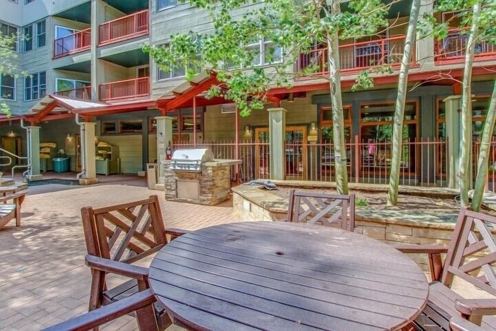 BBQ/picnic area