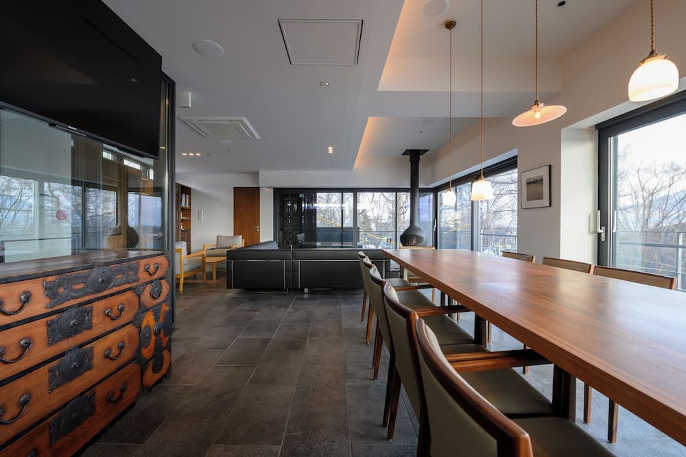 In-room dining